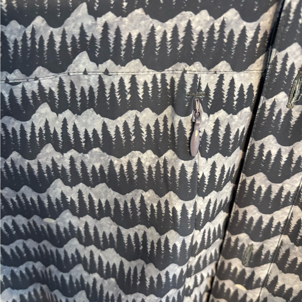 Jolly Gear triple crown button down sun hoodie M/L $95 - Picture 3 of 12